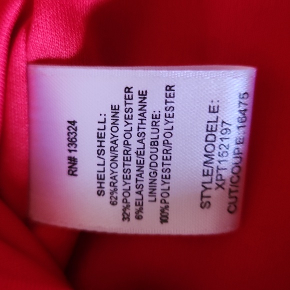 Halston,  Excellent condition,  Women's Dress,  red, ruffled sleeves - Picture 8 of 10